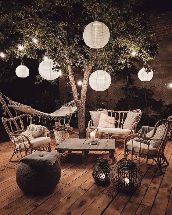 40+ Backyard Decor Ideas For A Summer Outside