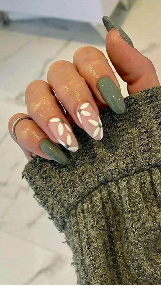 55+ Oval Nails That Are Hot Right Now | Designs For Oval Nails