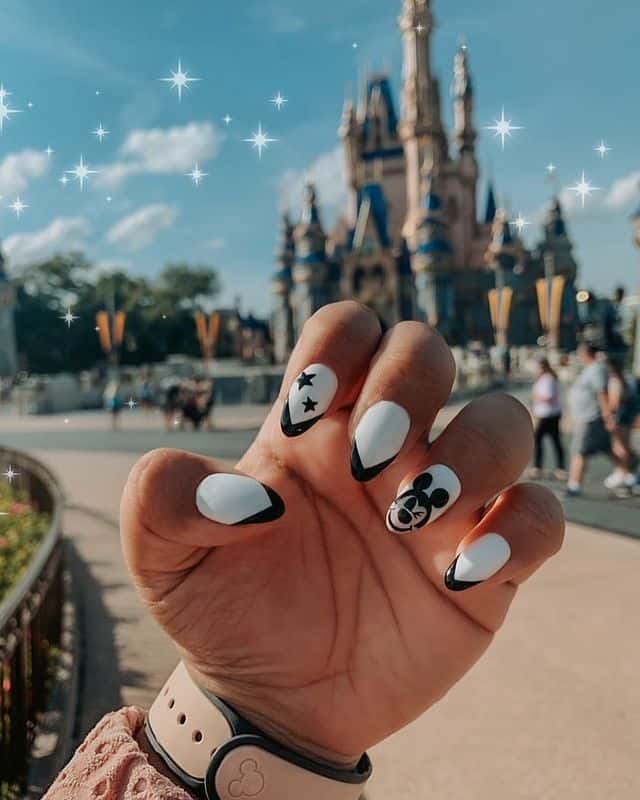 55+ Magical Disney Nails To Try Right Now | Chasing Daisies