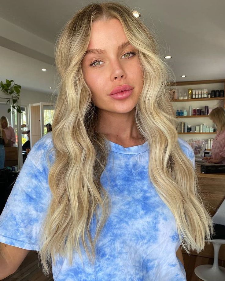 27 Cute Dirty Blonde Hair Ideas To Wear in 2022  Caramel with Dirty Blonde