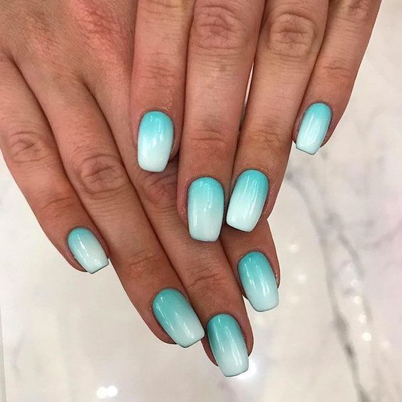 The top turquoise nails and teal nails right now