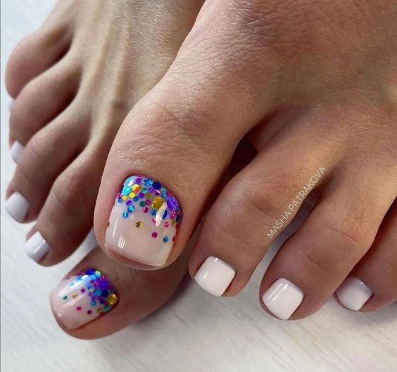 Top pedicure ideas for spring, summer, fall, and winter to try out. Browse these pedicure ideas and pedicure colors now!