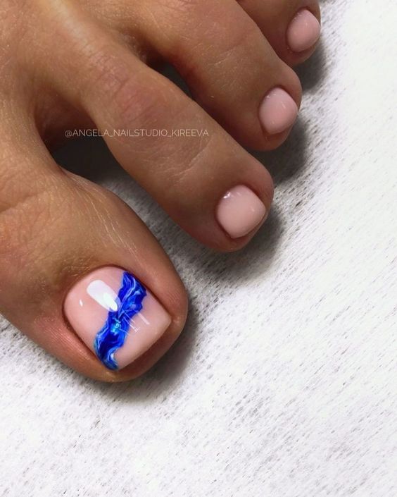 Top pedicure ideas for spring, summer, fall, and winter to try out. Browse these pedicure ideas and pedicure colors now!