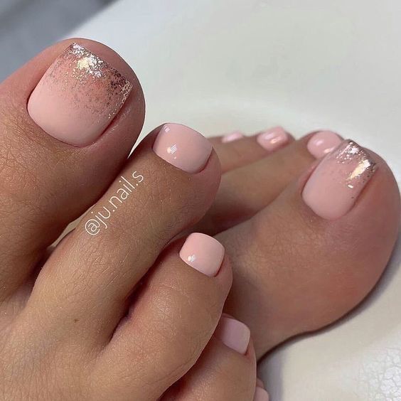 Top pedicure ideas for spring, summer, fall, and winter to try out. Browse these pedicure ideas and pedicure colors now!