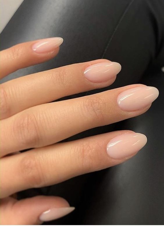 Top oval nails including short oval nails, oval nail designs, acrylic oval nails, long oval nails, the oval nail shape, and other oval nail designs