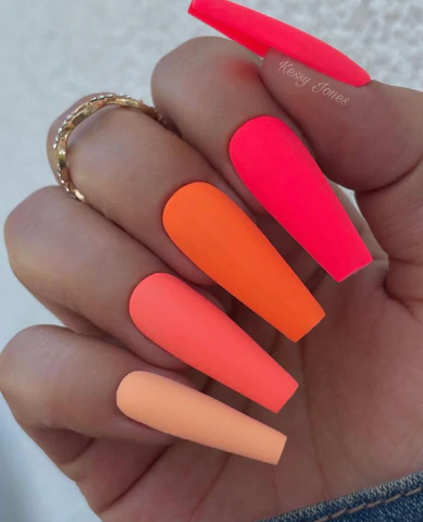 The best bright nails, bright nail ideas, bright nail colors, and bright nail designs for neon nails