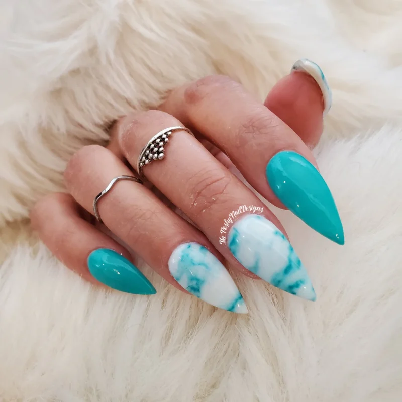 The top turquoise nails and teal nails right now