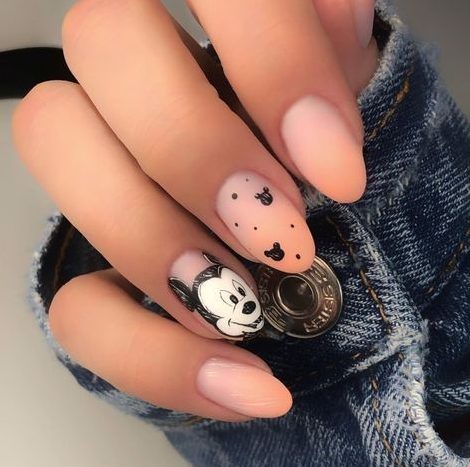 Disney nails and Disney nail designs including simple Disney nails