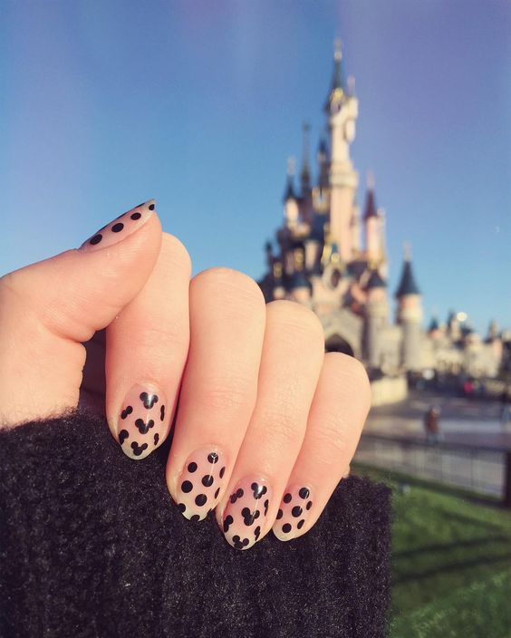 Disney nails and Disney nail designs including simple Disney nails