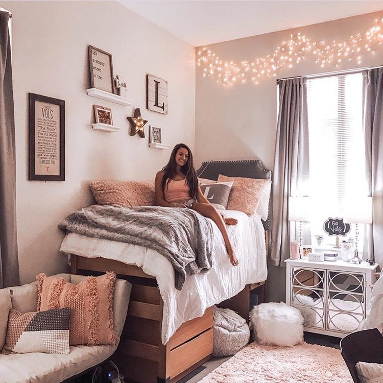 Top trendy college dorm room ideas for girls | college dorm inspo