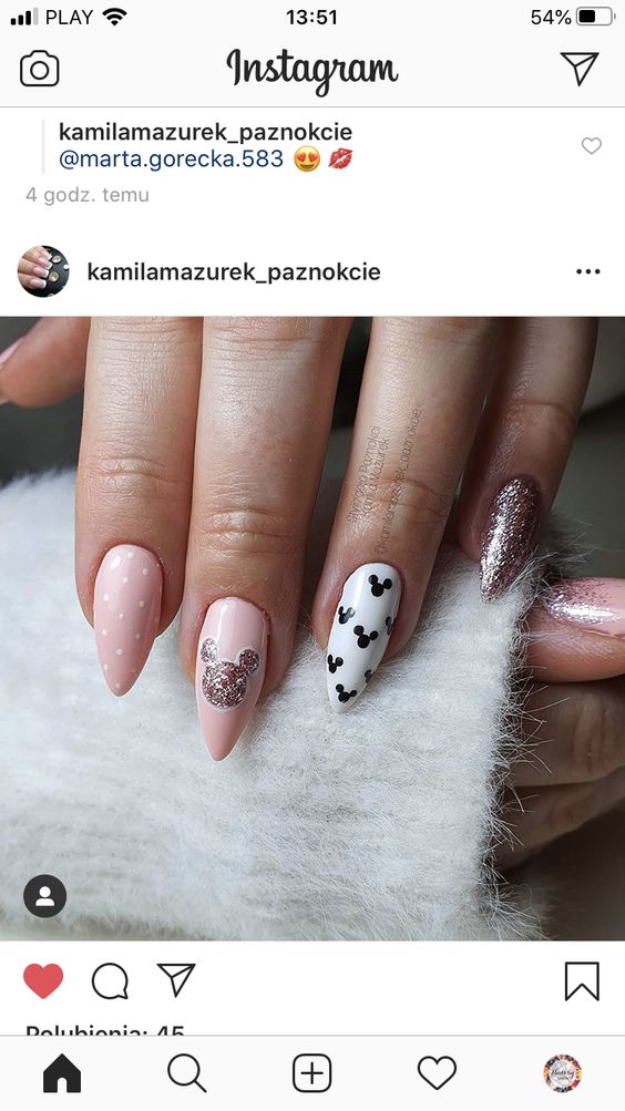 Disney nails and Disney nail designs including simple Disney nails