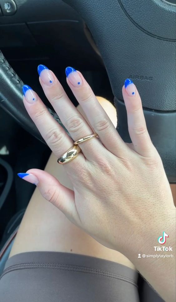 60+ Gorgeous Blue Nails For A Refreshing Manicure