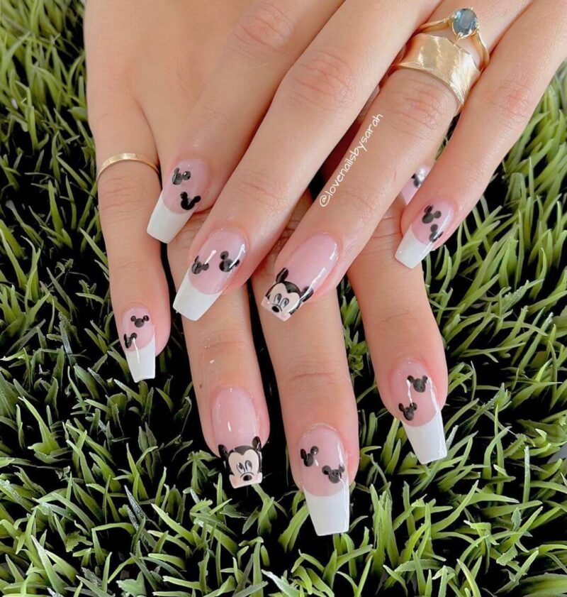 Disney nails and Disney nail designs including simple Disney nails