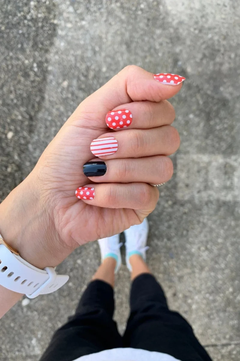 Disney nails and Disney nail designs including simple Disney nails