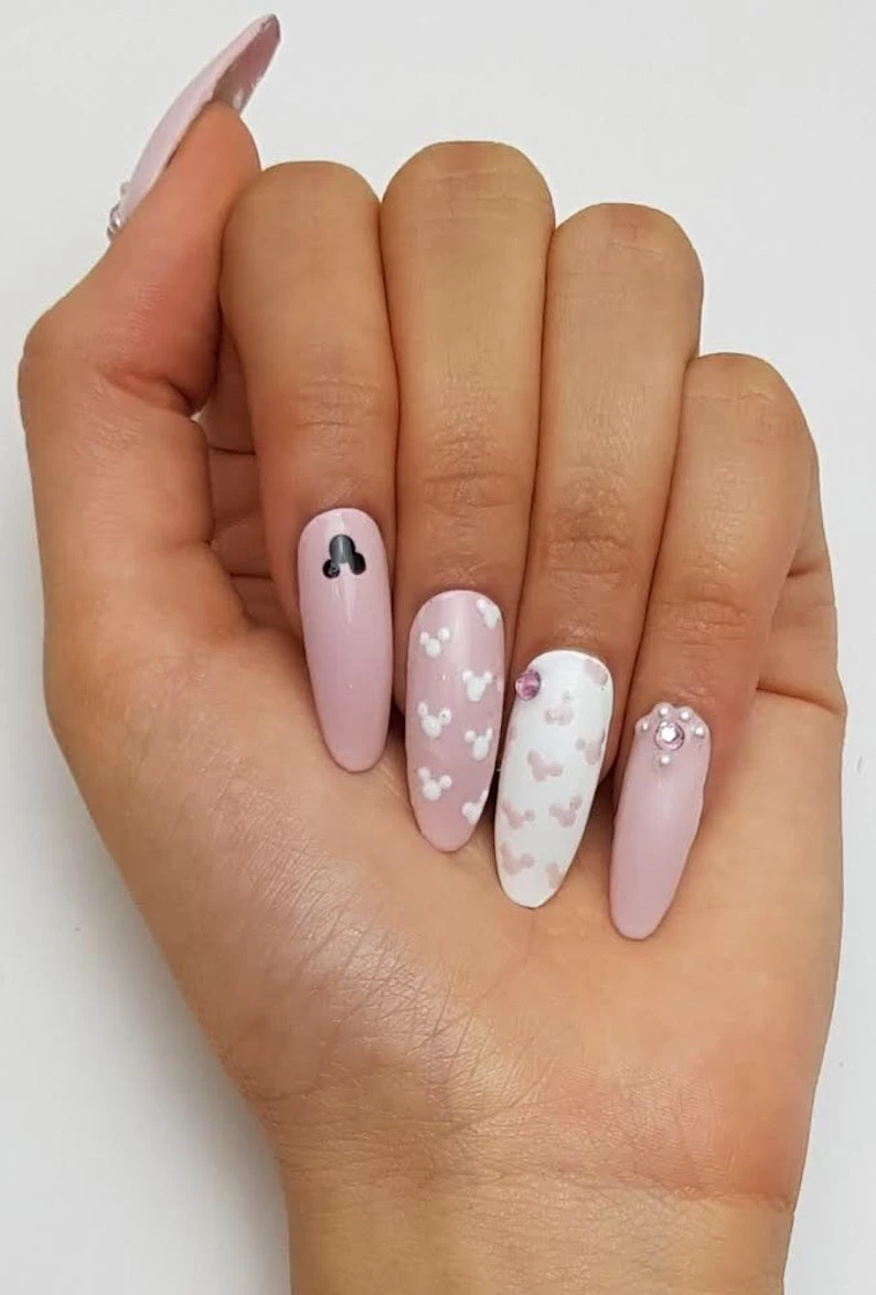 Disney nails and Disney nail designs including simple Disney nails