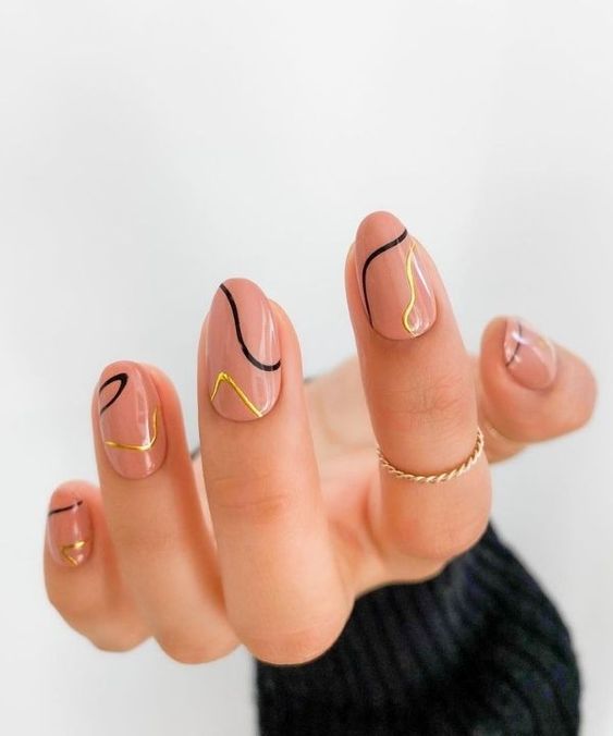 50 Of The Best Spring Inspired Nails For 2024 | Salons Direct