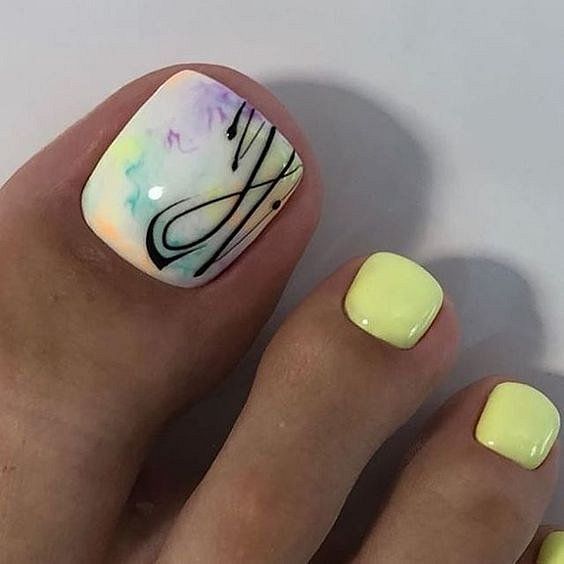 Top pedicure ideas for spring, summer, fall, and winter to try out. Browse these pedicure ideas and pedicure colors now!