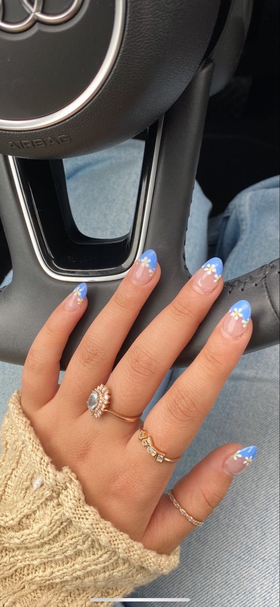 short square light blue nails