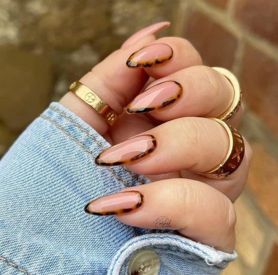 The top leopard nails, leopard print nails, cheetah print nails, cheetah nails, and animal print nails in general