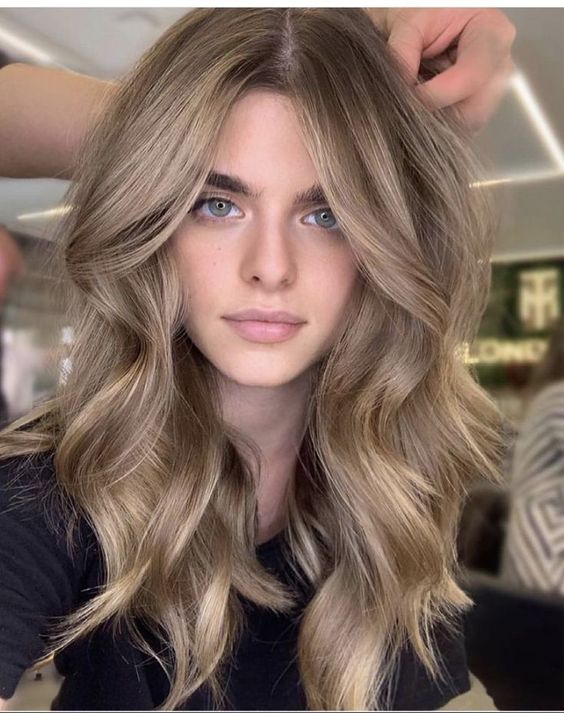 55+ Dark Dirty Blonde Hair Colors To Copy This Year