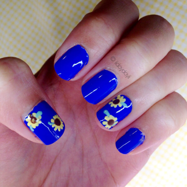 48+ Cheerful Sunflower Nails For Your Next Manicure