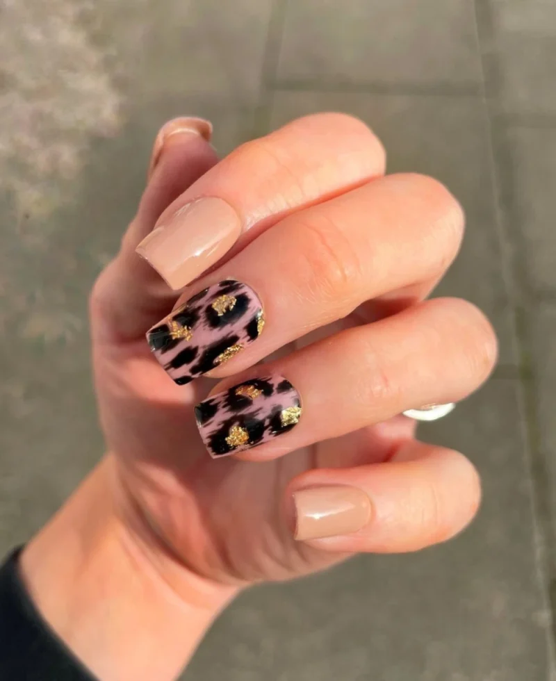 The top leopard nails, leopard print nails, cheetah print nails, cheetah nails, and animal print nails in general