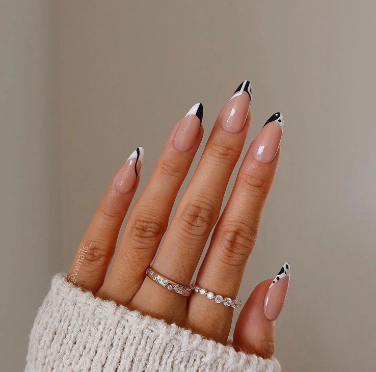 60 Examples of Black and White Nail Art | Art and Design