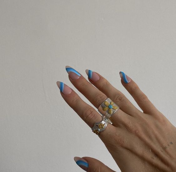 Y2K Nail Ideas That'll Take You Right Back to the Year 2000 — See