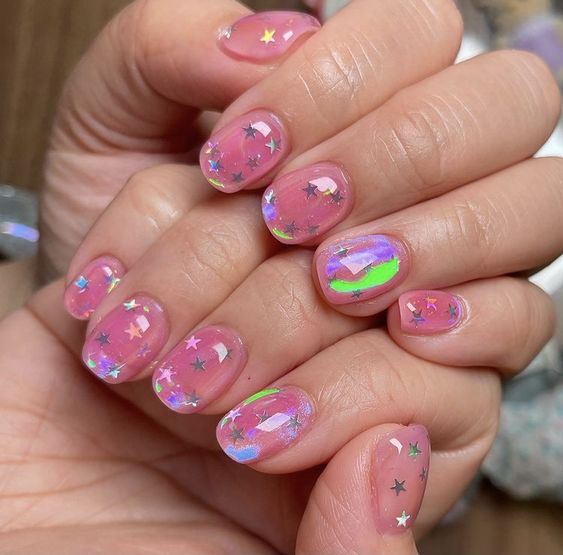 Y2K Nail Ideas That'll Take You Right Back to the Year 2000 — See Photos