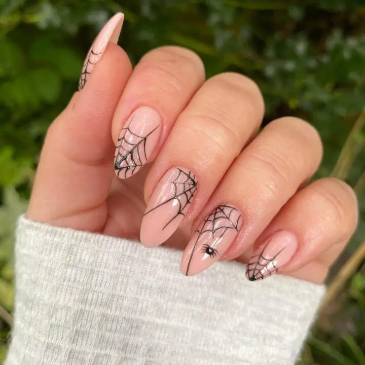 The best Halloween nails designs to try this year