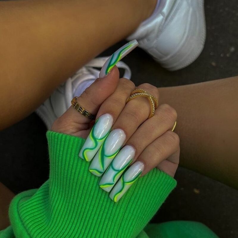 The top light green nails and light green nail designs