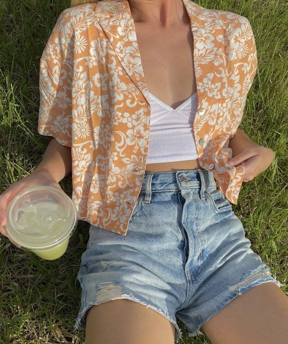 35+ Coconut Girl Outfits To Copy This Year