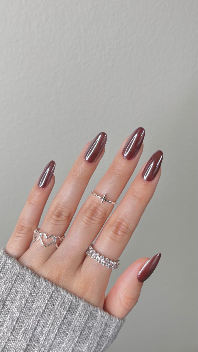 The best fall nails, fall nail designs, and fall nail colors this year