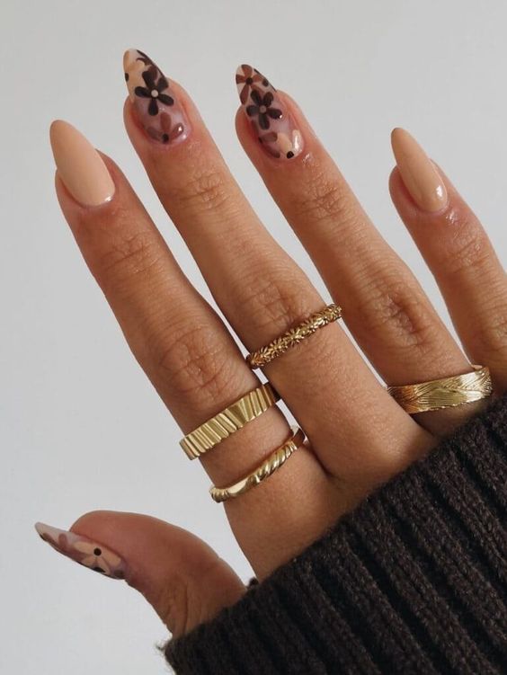 The best fall nails, fall nail designs, and fall nail colors this year