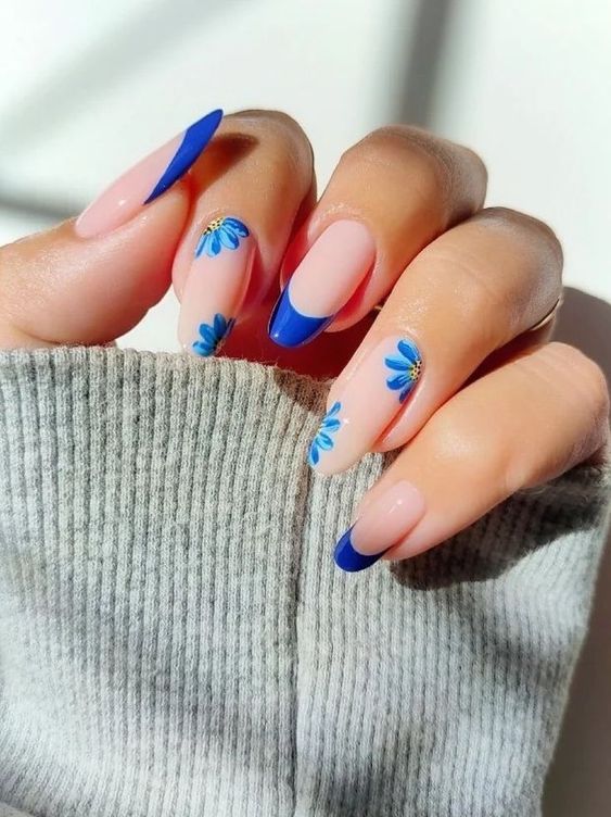 The top royal blue nails, royal blue nail ideas, and royal blue nail designs