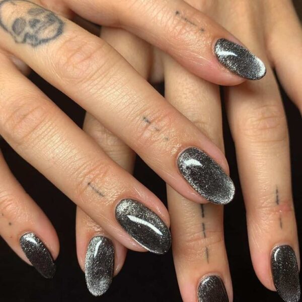35 Cat Eye Nails The Hottest Nail Trend Right Now