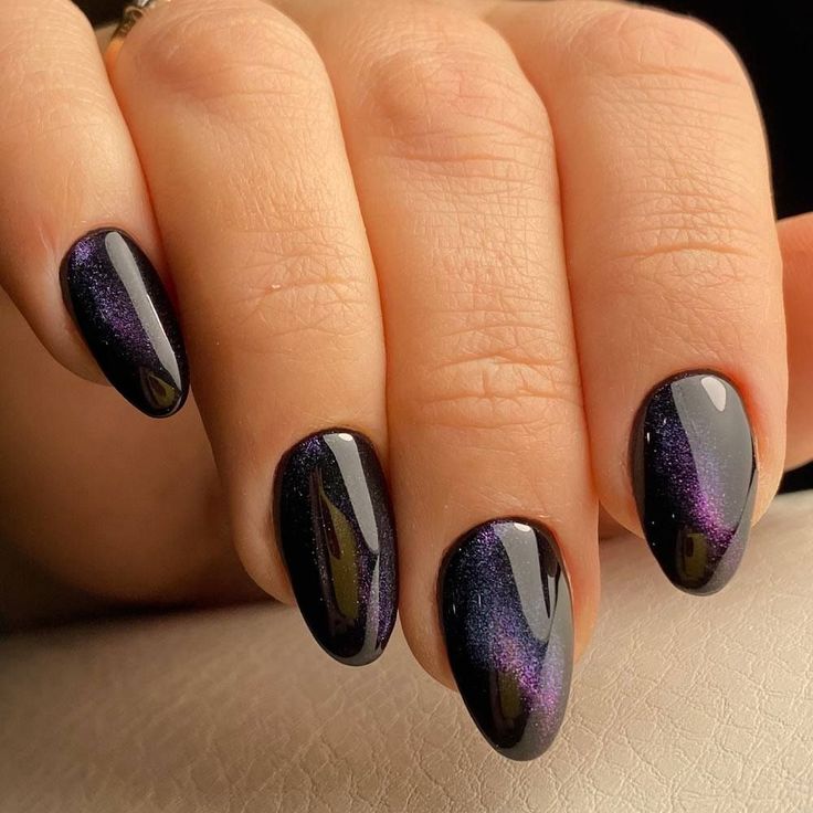 The hottest trend right now: cat eye nails including the classic cat eye nails design and interesting cat eye nail ideas