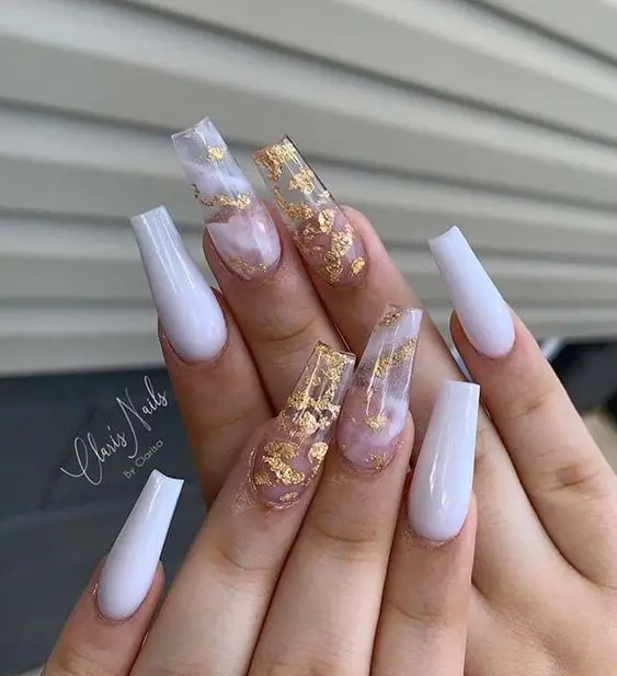 White and gold nails | White and gold nail designs | white and gold nail ideas