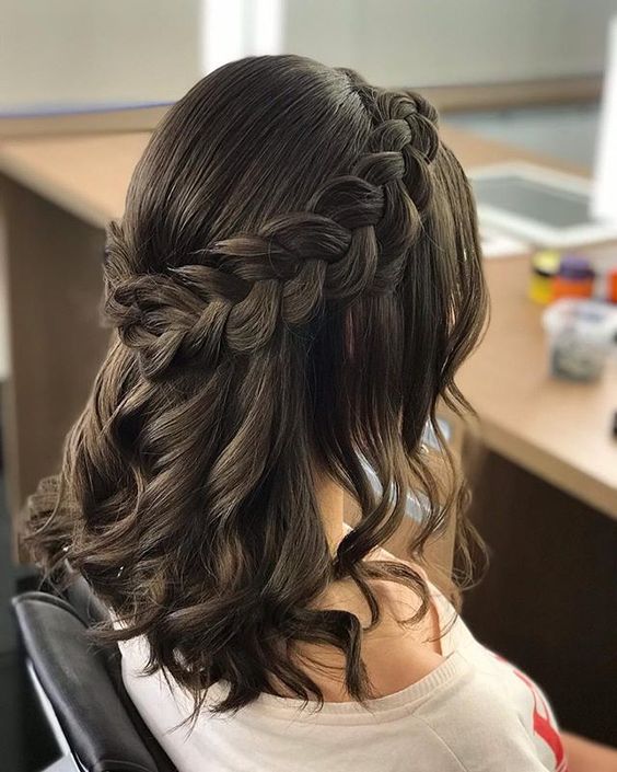50 Stunning Hairstyles For Formal Events To Do Right Now