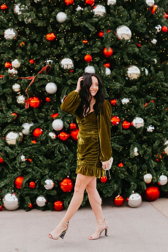 The best Christmas Eve outfits | Outfits for Christmas Eve to try