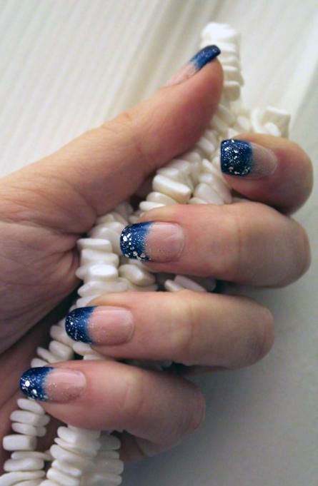 The top navy blue nails designs and navy blue nail ideas to try