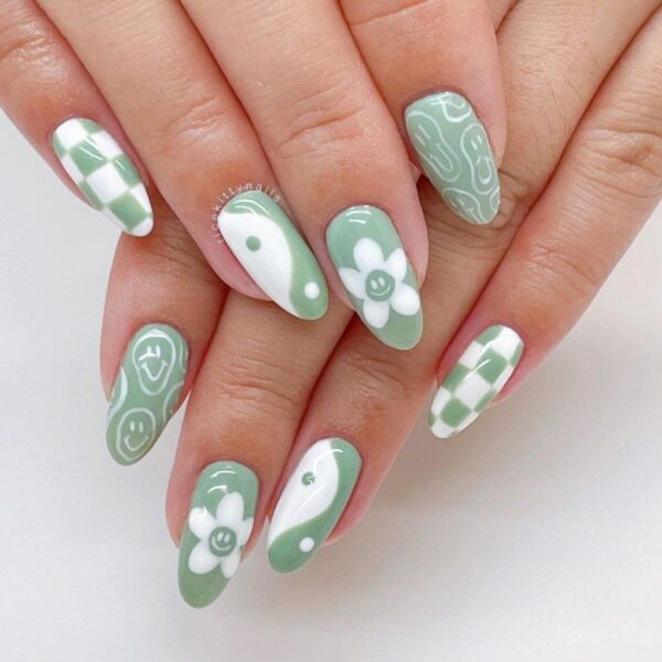 45+ Gorgeous Mint Green Nails To Try This Year For A Fresh Manicure