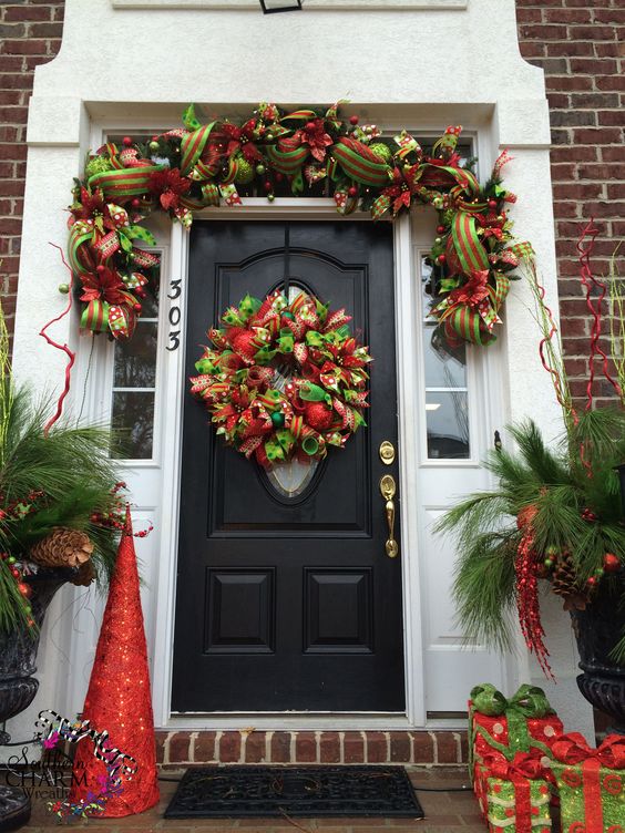 The top Christmas door decorations and Christmas door decoration ideas to try