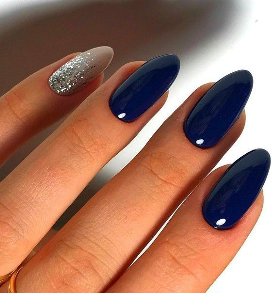45+ Stunning Navy Blue Nails To Try Right Now | Navy Blue Nail Designs