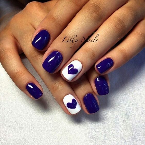 The top navy blue nails designs and navy blue nail ideas to try