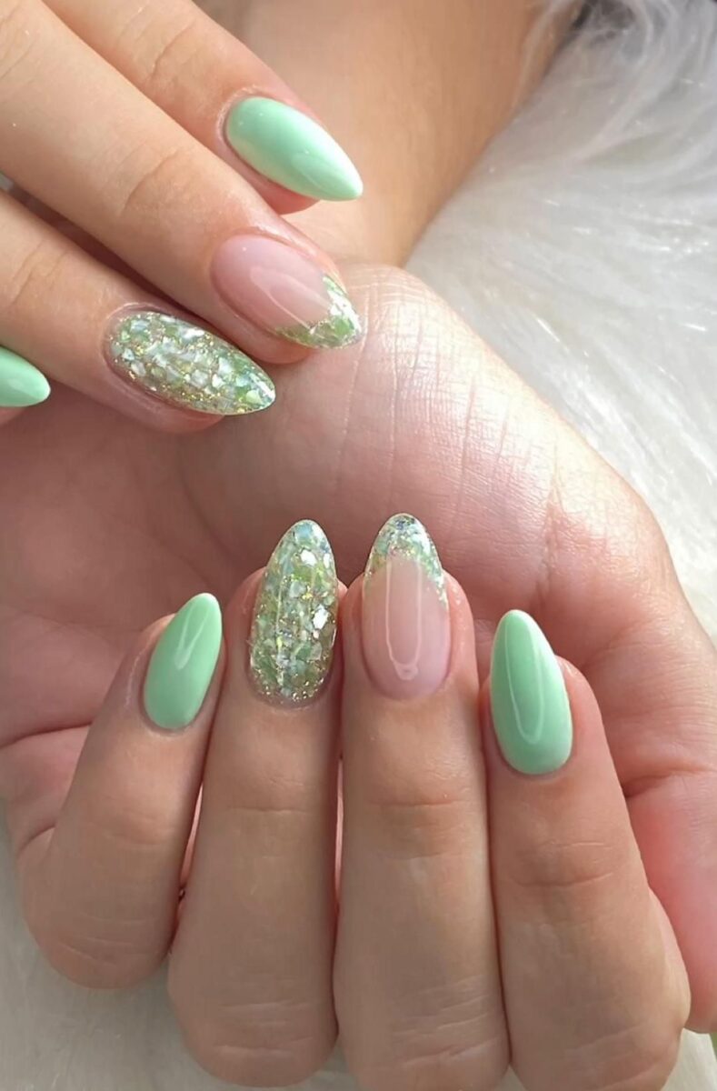 Mint Green Nails With Silver | atelier-yuwa.ciao.jp