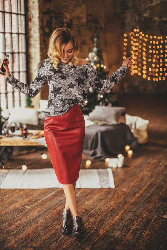 The best Christmas party outfits and Christmas party outfit ideas from dressy to casual