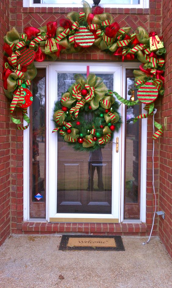 The top Christmas door decorations and Christmas door decoration ideas to try