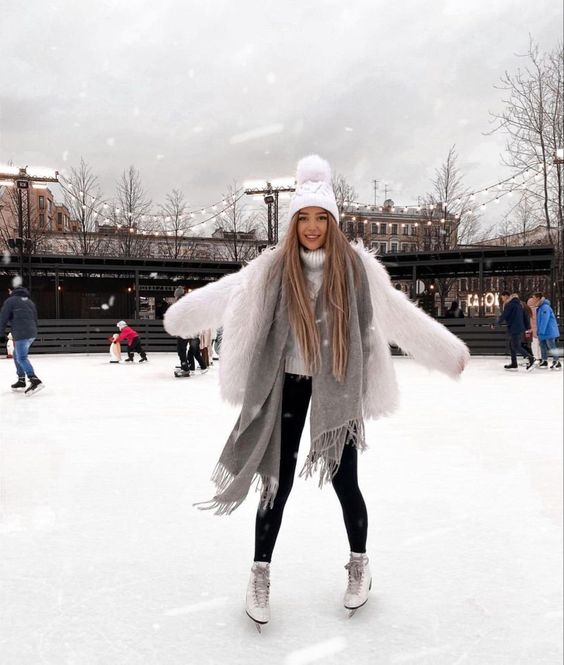 What To Wear When Ice Skating 18 Gorgeous Ice Skating Outfits | atelier ...