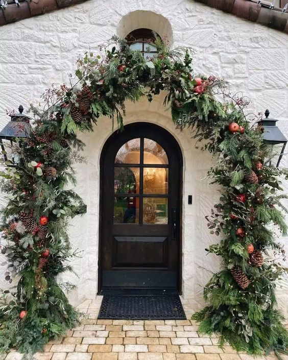 The top Christmas door decorations and Christmas door decoration ideas to try